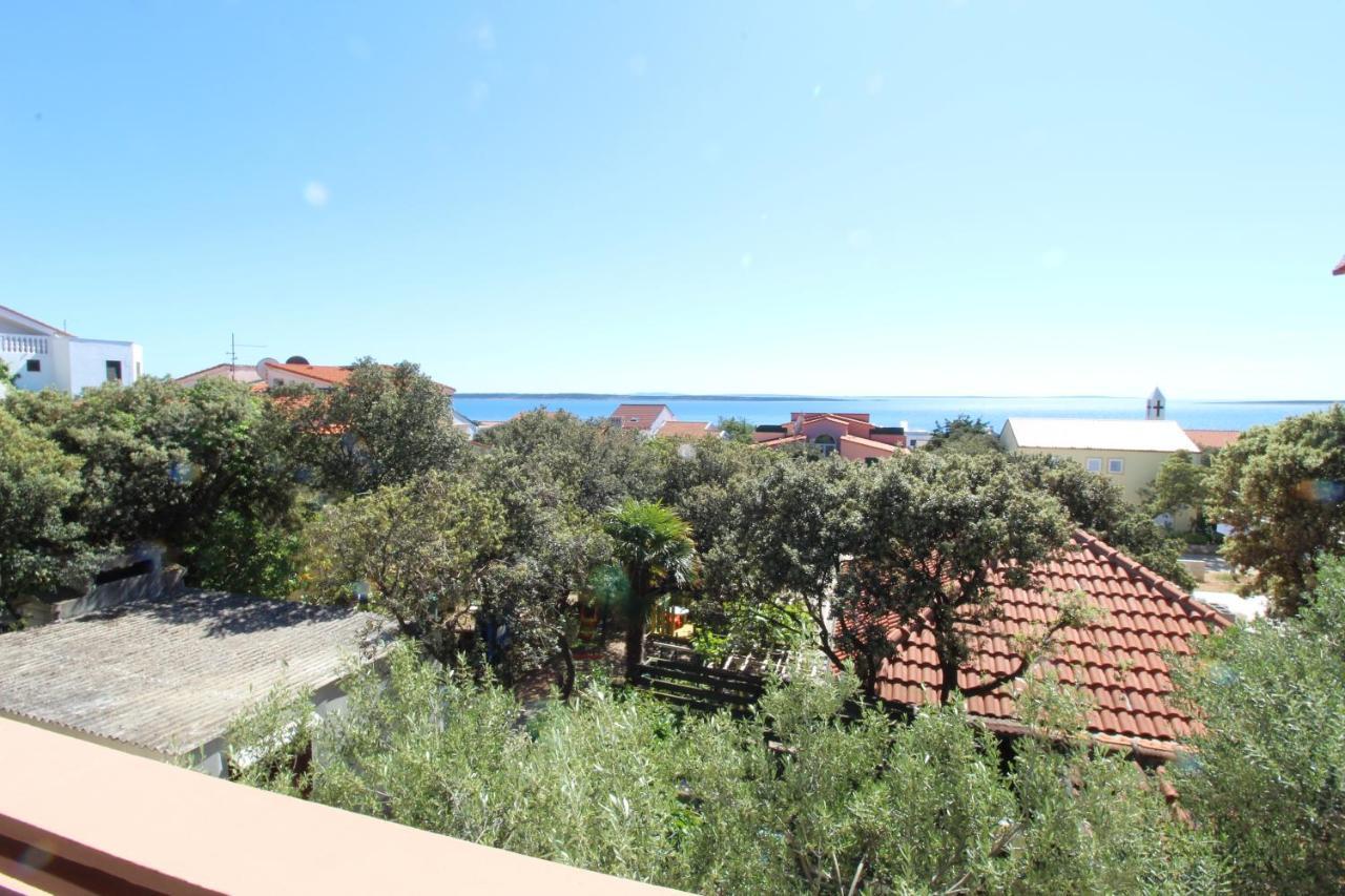 Apartments And Rooms With Parking Space Mandre, Pag - 6309 콜란 외부 사진